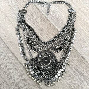 Statement necklace. Absolutely stunning!
